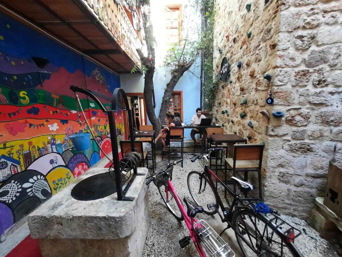 Kuyu Beergarden Hostel Αττάλεια Εξωτερικό φωτογραφία